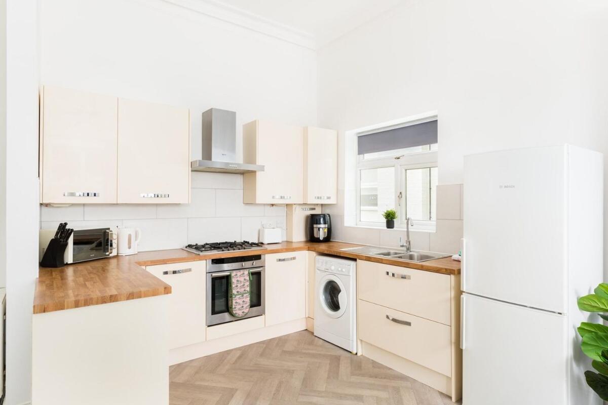 1-bedroom In With Free Parking Apartment Leamington Spa